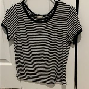 S - B&W striped t-shirt - Eyeshadow
